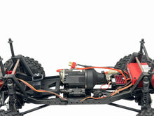 Load image into Gallery viewer, Vaterra Ascender 1972 Chevy Suburban Edition 1/10 Crawler W Truck Body #17426